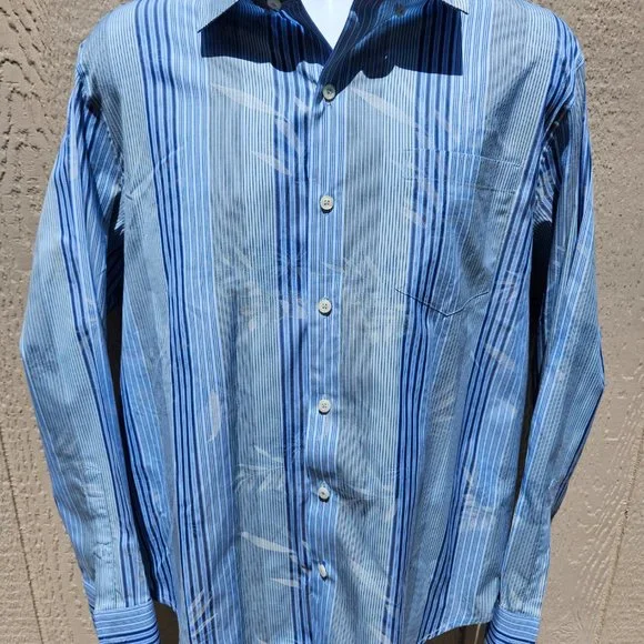 Tommy Bahama Casual Button Down - Picture 1 of 7